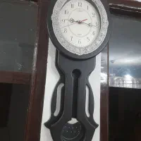 دو ساعت دیواری عروسکی و مشکی طوسی|ساعت دیواری و تزئینی|رشت, معلولین|دیوار