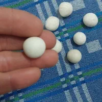 سنگ های سفید|کلکسیون اشیاء عتیقه|کیاشهر, |دیوار