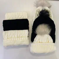 کلاه و گردنی بچگانه