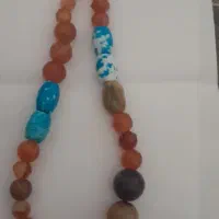 تسبیح عقیق تراش خیلی قدیمی ۵۵۰۰میلیون