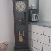 ساعت بوفه ای ایستاده