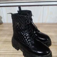بوت سگگ دار زنانه سایز39 قالب استاندارد