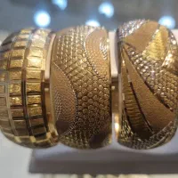 گوشواره و النگو طلا