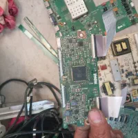 1. 48سامسونگ صفحه شکسته. 2. برد تلوزیون42 سالم|تلویزیون و پروژکتور|ماهدشت, |دیوار