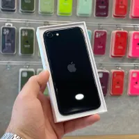 اپل iPhone SE (2020) با حافظهٔ ۱۲۸ گیگابایت