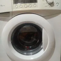 یک ماشین لباسشویی سالم اسنوا