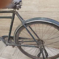 ۲عدد دوچرخه و یک موتور گازی