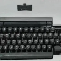 ماشین تحریر المپیا|کلکسیون اشیاء عتیقه|تهران, زرکش|دیوار