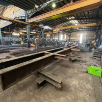 کارگر کمکی فنی و مونتاژکار استراکچر