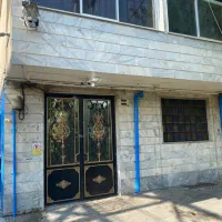 ۲۲۰متر سالن بر بلوار ۴۵متری زرند جهت انبار وتولیدی
