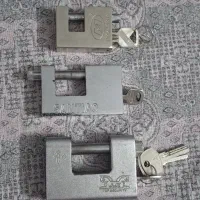 تعدادی قفل کتابی و مغزی در ضدسرقت