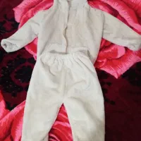 لباس بچگانه|کفش و لباس بچه|میانه, |دیوار