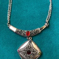 گردنبند مجلسی