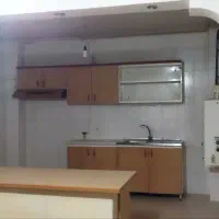 واحد ۹۳ متری خوش نقشه و نورگیر