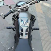 زونتس ۲۵۰ ان اس آپاچی بنلی