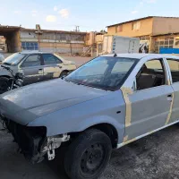 سالن نقاشی اتومبیل احمدی|خدمات موتور و ماشین|اراک, |دیوار