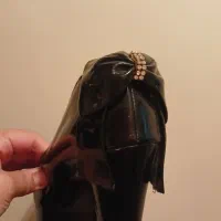 کفش مجلسی|کیف، کفش، کمربند|ری, دیلمان|دیوار