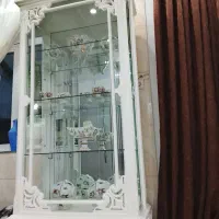 بوفه چوبی معاوضه هم دارم