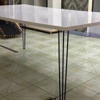 میز کنفرانسی