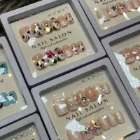 حراج ویژه انواع کیف آرایشی ،اکسسوری مو و ...