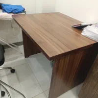 میز تحریر سالم سالم درحد نو