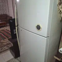 یخچال فریزر بسیار تمیز و کارکرد معرکه کارکرد Dvvo