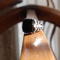 انگشتر نقره عقیق مشکی تسبیح سنگ شاه مقصود