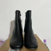 نیم بوت نو نو|کیف، کفش، کمربند|هشتگرد, شهرک راه آهن|دیوار