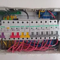 برقکار حرفه ای ساختمان.سریع ، تمیز ، قیمت مناسب|خدمات پیشه و مهارت|اسلامشهر, باغ فیض|دیوار