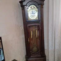 ساعت چوبی ایستاده