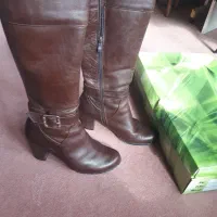 بوت بلند چرم اصل سایز ۳۹|کیف، کفش، کمربند|رشت, شهرک احمد خمینی|دیوار