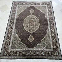 فرش دستبافت طرح ماهی ۳ متری بافت تبریز