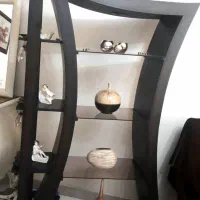 ویترین چوبی مدرن