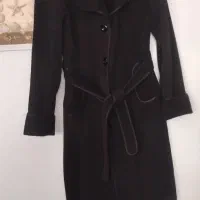 دو عدد پالتو کاملا مشکی جنس عالی