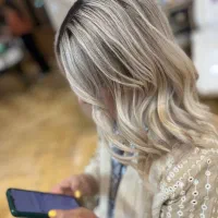 رنگو لایت وکراتین احیا تخصصی