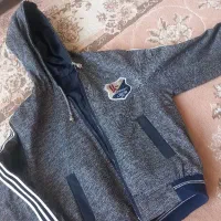 تعدادی لباس بچگانه.پسرانه