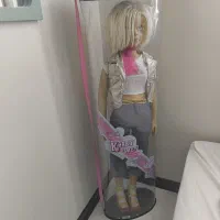 عروسک بزرگ