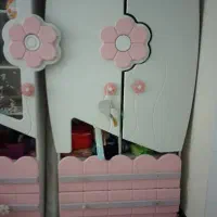 تخت نوزاد نوجوان