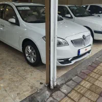 برلیانس ۳۳۰ مدل ۹۵