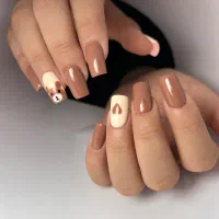 خدمات  تخصصی کاشت ناخن ‌تا۱۵ آبان ۳۵۰