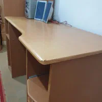 میز کامپیوتر و صندلی و اسپیکر با دو باند|مبلمان اداری|اهواز, زیتون کارمندی|دیوار