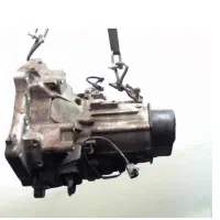 قطعات اصلی مزدا 323|قطعات یدکی و لوازم جانبی|اصفهان, بهارستان|دیوار