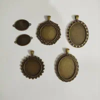 قاب برنجی گردنبند