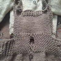 لباس دستباف پسرانه|کفش و لباس بچه|قم, سنگ بند|دیوار