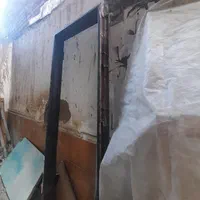چهار  چوب آهنی  دره اتاق خواب بسیار تمیز