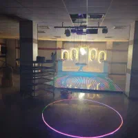 استخدام نیروی خانم