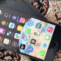 ایفون 8پلاس 256گیگ خرابه ولی کار میکنه