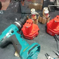 تعمیرو تعویض تخصصی باطری انواع ابزارهای شارژی