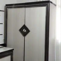 رخت آویز و دراور