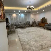 واحد۱۰۰متری کلیدنخورده ولیعصر